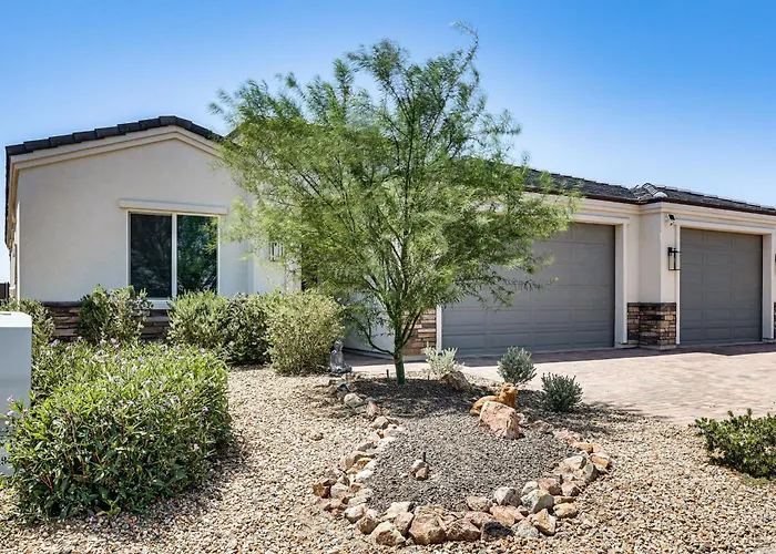 Mtn-view W/ Patio, 3 Mi To Colorado River! * Mohave Valley